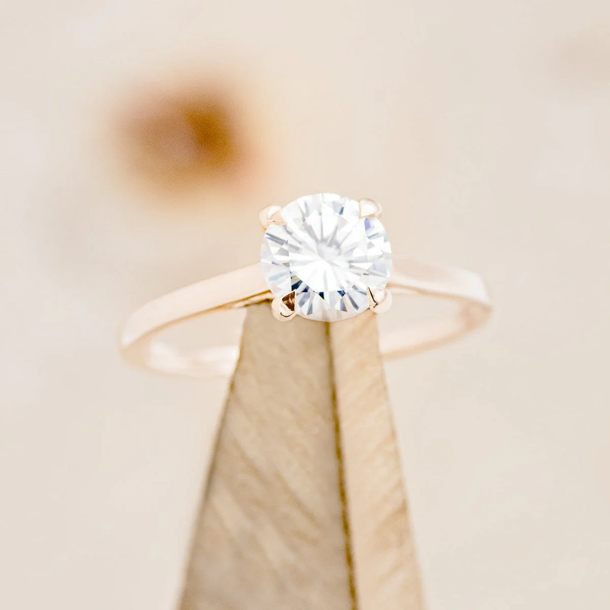 4 PRONG ROUND CUT MOISSANITE SOLITAIRE ENGAGEMENT RING - Image 7