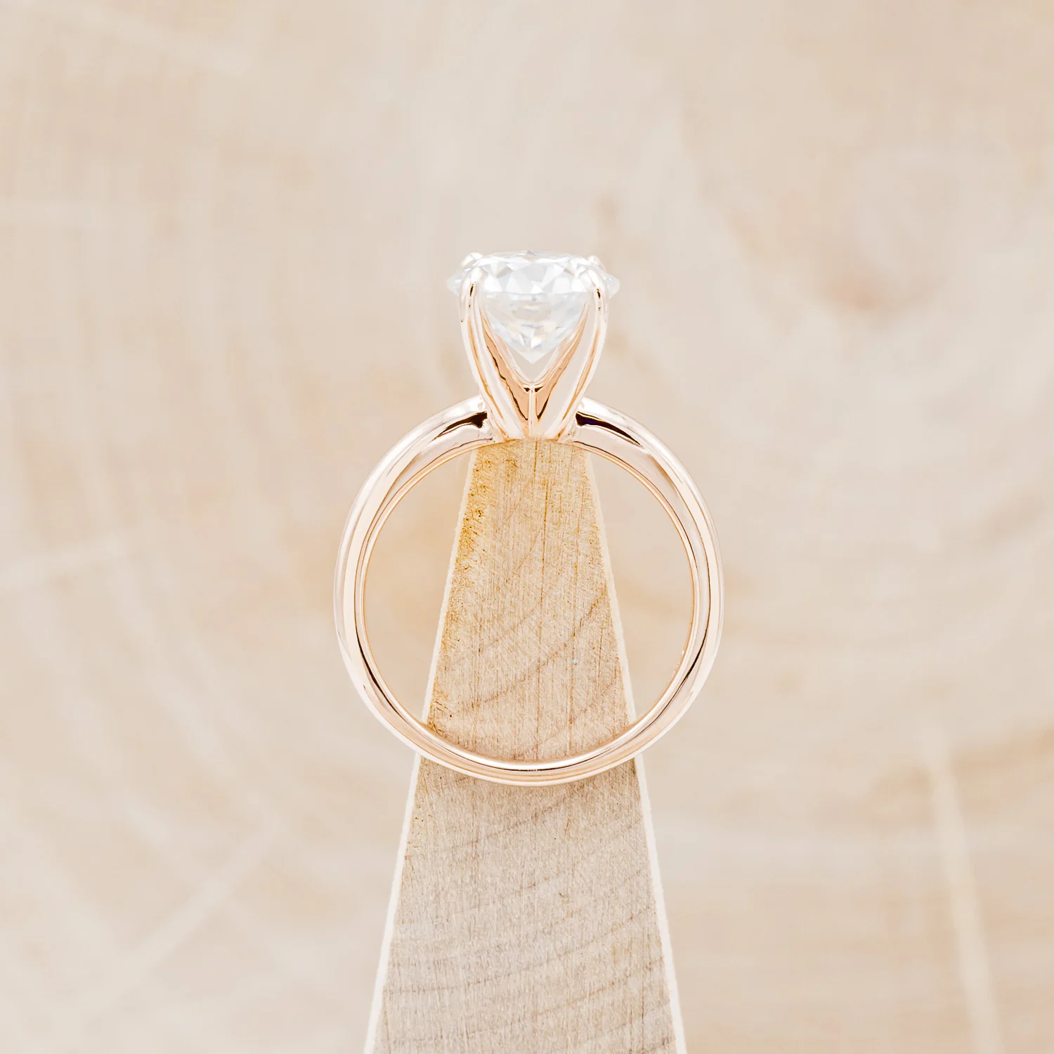 4 PRONG ROUND CUT MOISSANITE SOLITAIRE ENGAGEMENT RING - Image 6