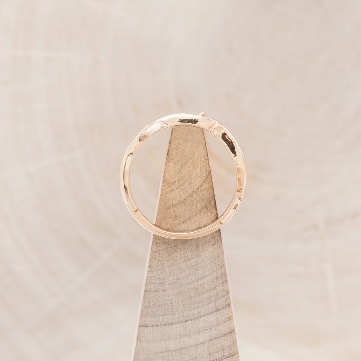 "ARTEMIS" STACKER - 14K GOLD ANTLER-STYLE STACKING BAND WITH A SINGLE DIAMOND ACCENT - Image 12