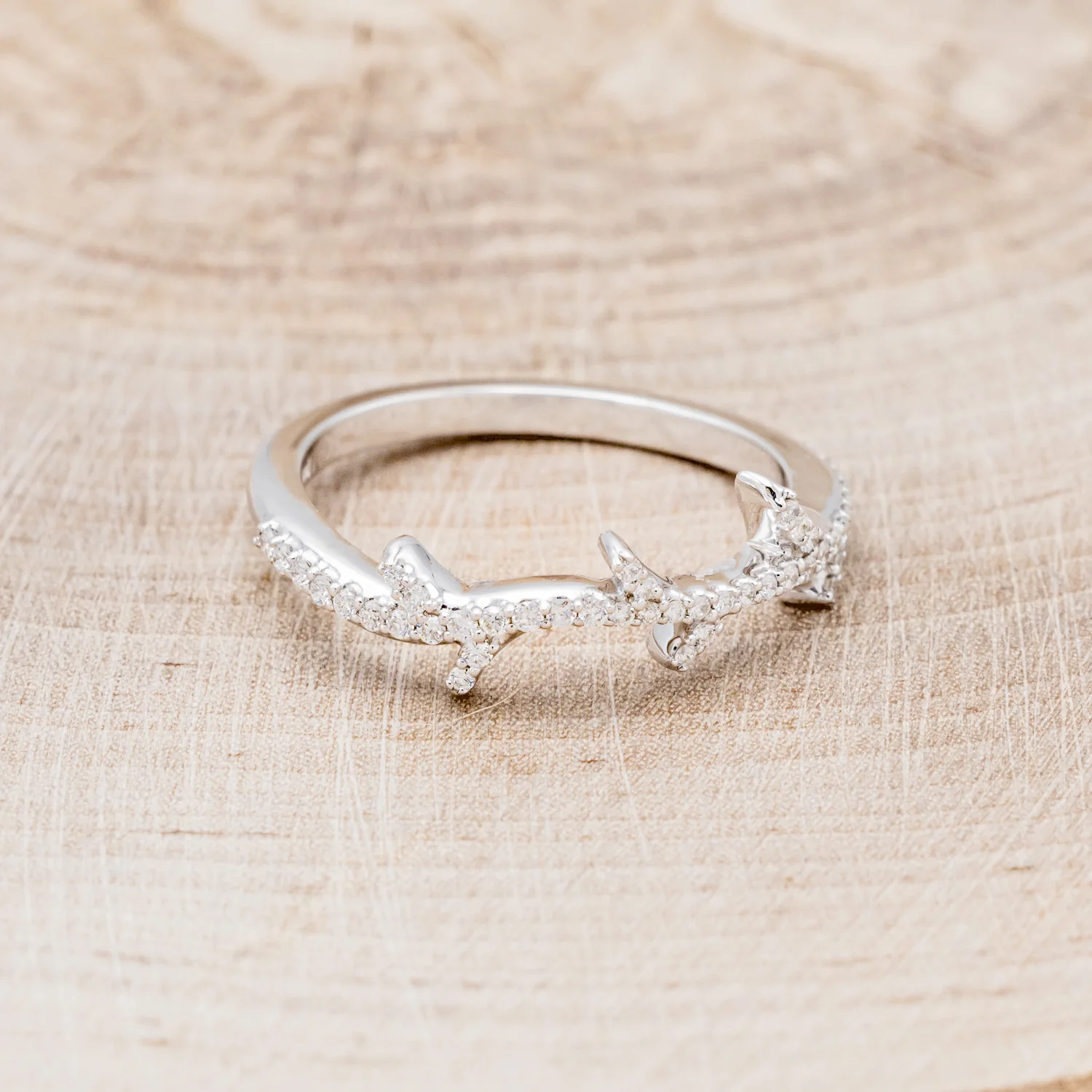 "ARTEMIS" STACKER - 14K GOLD PAVÉ DIAMOND ANTLER-STYLE STACKING BAND - Image 8