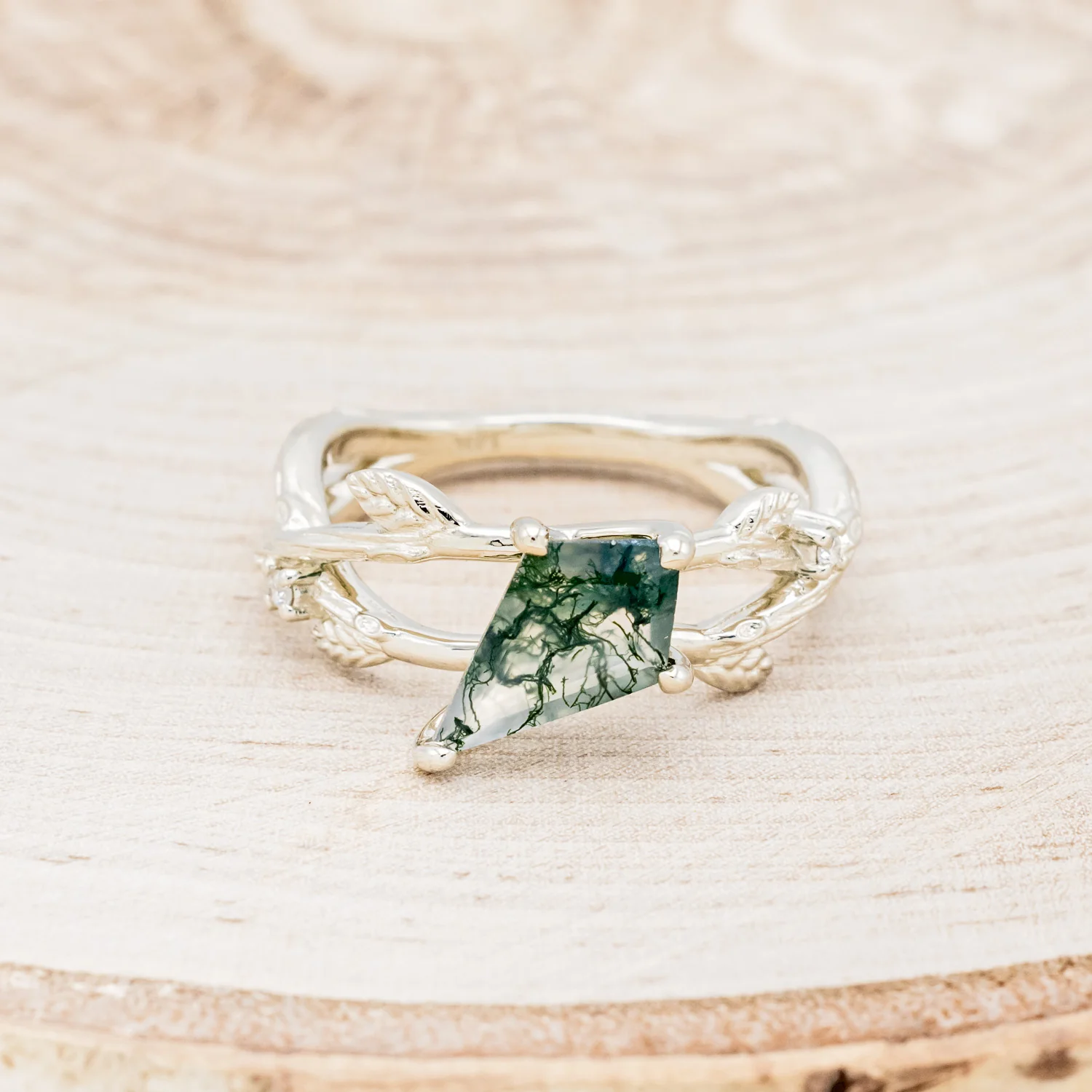 "ARTEMIS ON THE VINE" DIAGONAL - KITE CUT MOSS AGATE ENGAGEMENT RING WITH DIAMOND ACCENTS & A BRANCH-STYLE BAND - Image 4