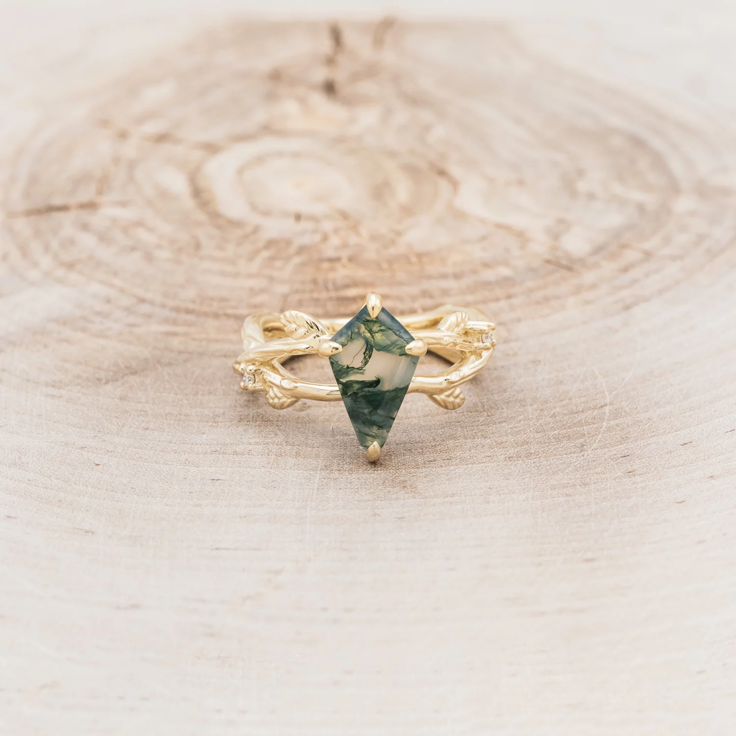 "ARTEMIS ON THE VINE" - KITE CUT MOSS AGATE ENGAGEMENT RING WITH DIAMOND ACCENTS & "BRIAR" BRANCH-STYLE TRACER - Image 15