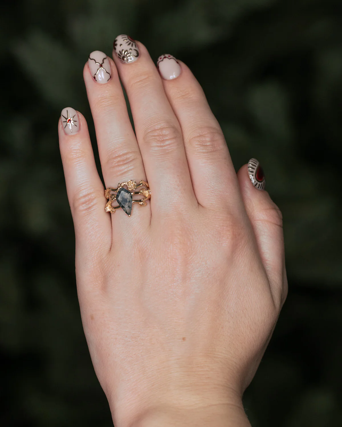 "ARTEMIS ON THE VINE" - KITE CUT MOSS AGATE ENGAGEMENT RING WITH DIAMOND ACCENTS & "BRIAR" BRANCH-STYLE TRACER - Image 16