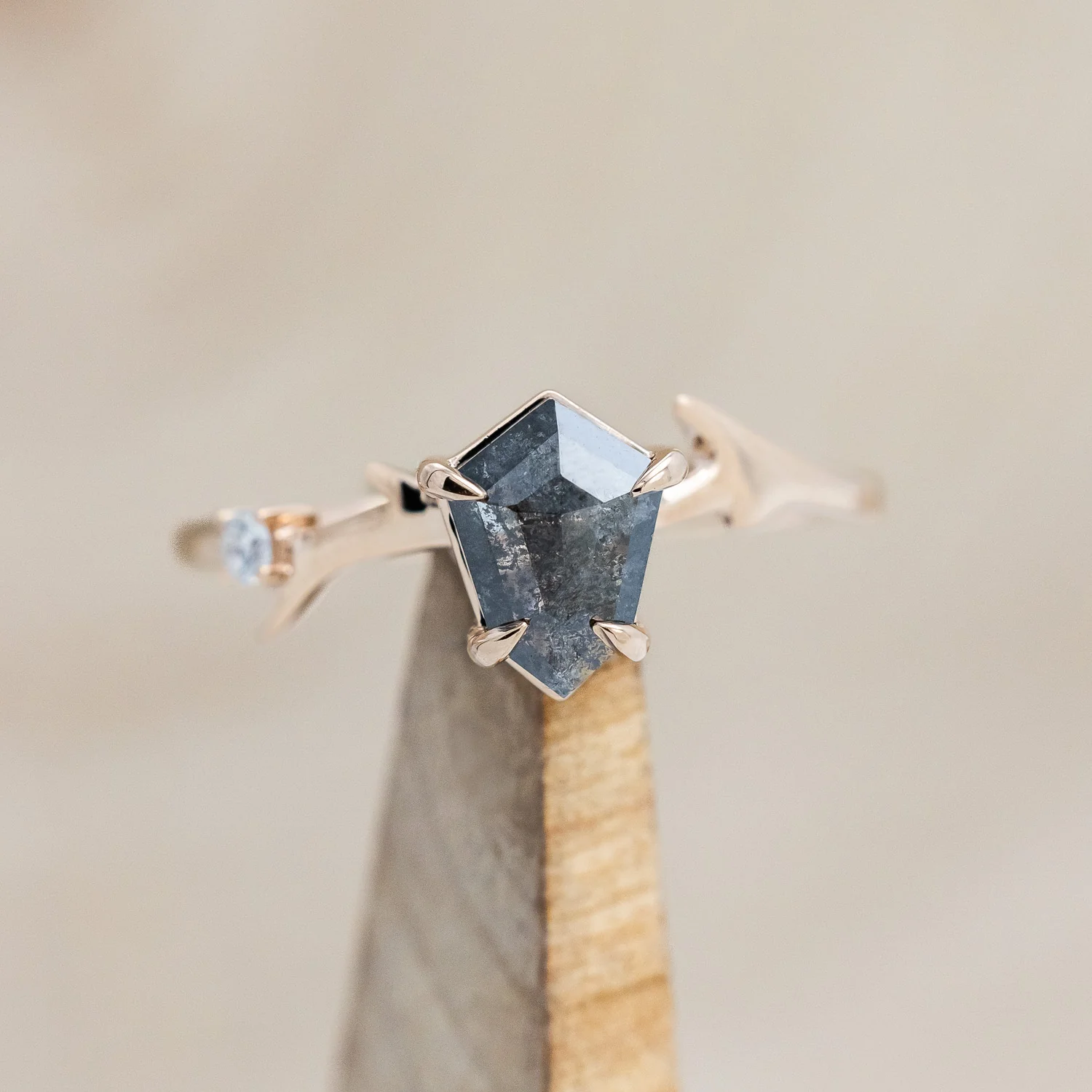 "ARTEMIS" - SHIELD ROSECUT SALT & PEPPER DIAMOND ENGAGEMENT RING WITH DIAMOND ACCENTS & STACKING BAND - Image 4