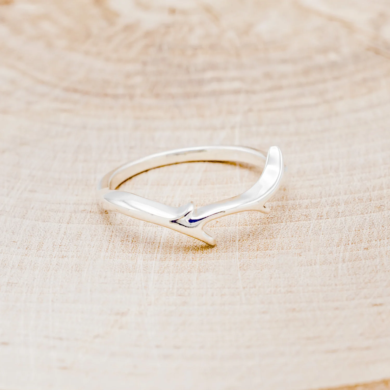 "ARTEMIS" STACKER - 14K GOLD ANTLER-STYLE STACKING BAND - Image 19