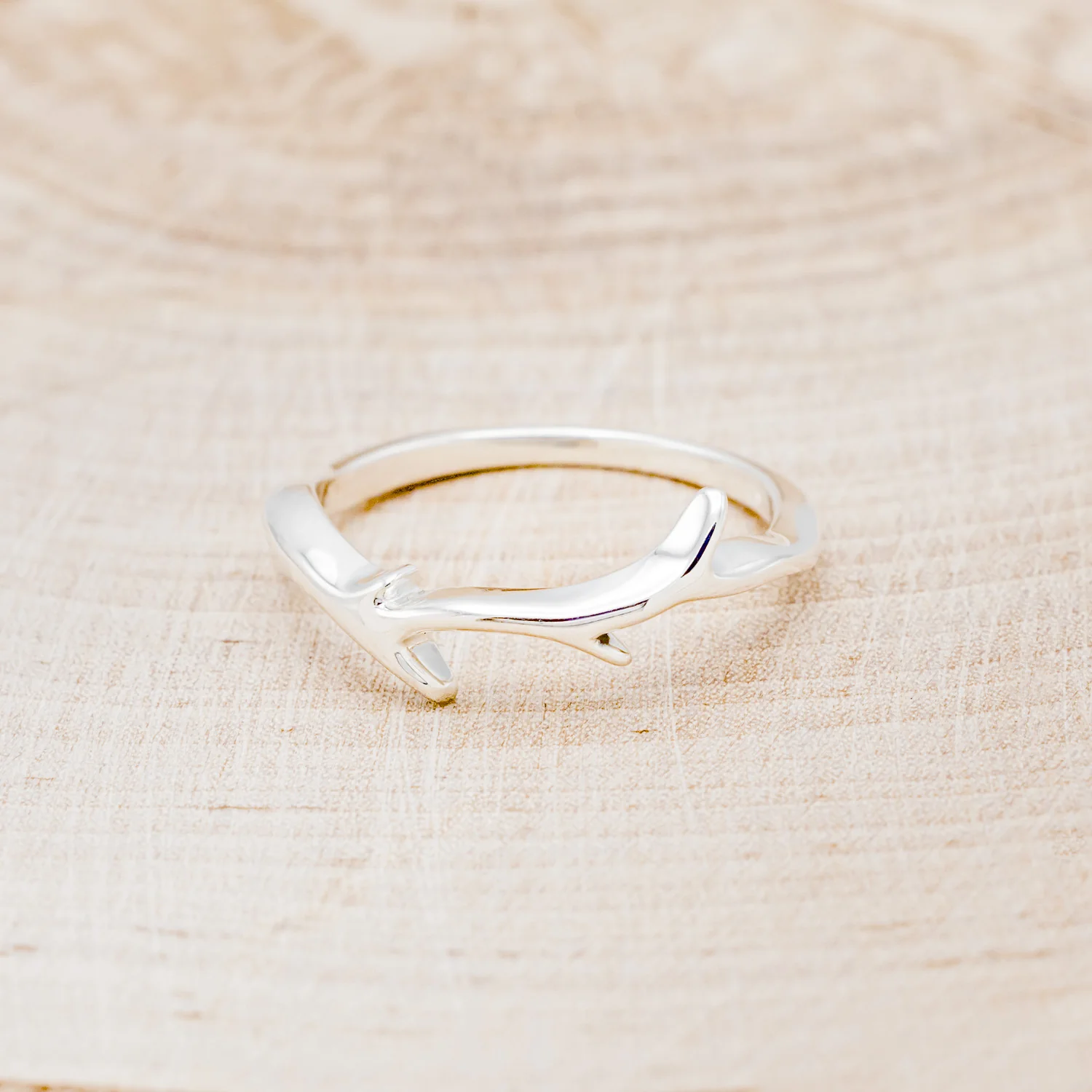 "ARTEMIS" STACKER - 14K GOLD ANTLER-STYLE STACKING BAND - Image 20