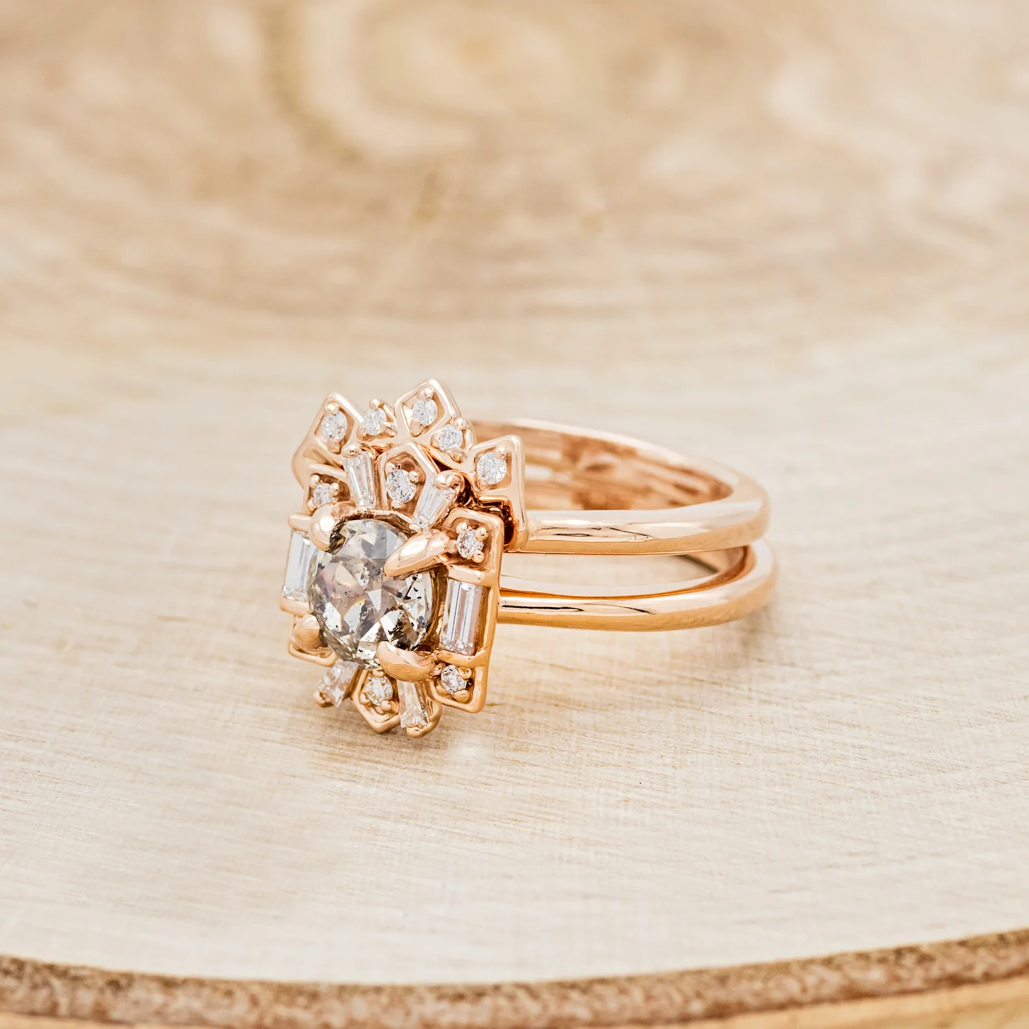 "CLEOPATRA" - ROUND CUT SALT & PEPPER DIAMOND ENGAGEMENT RING WITH DIAMOND TRACER - Image 3