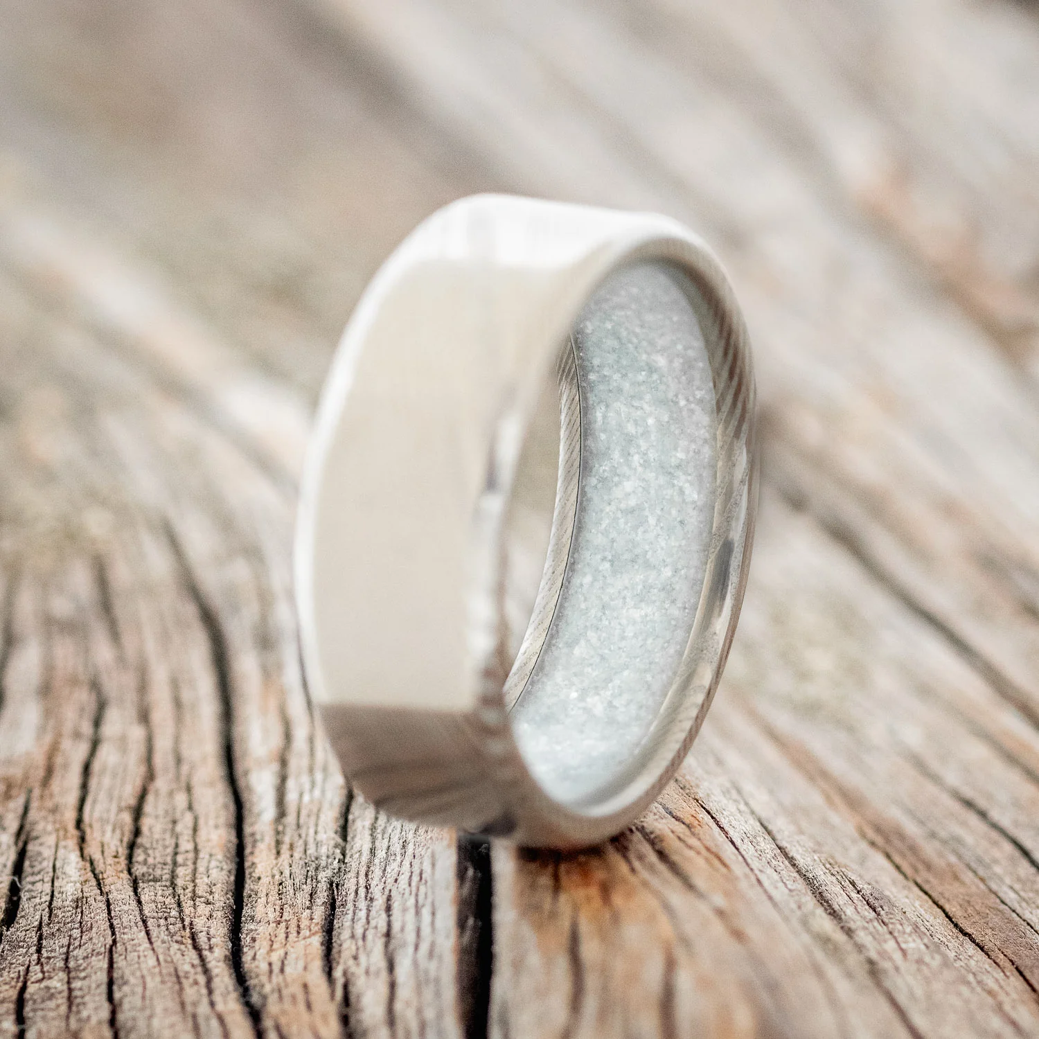 DIAMOND DUST LINED WEDDING BAND - Image 14