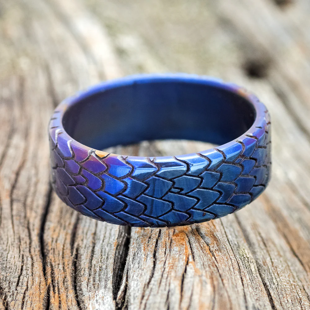 "ECHO" - FIRE TREATED TITANIUM CUSTOM EMBOSSED DRAGON SCALE WEDDING BAND - Image 4