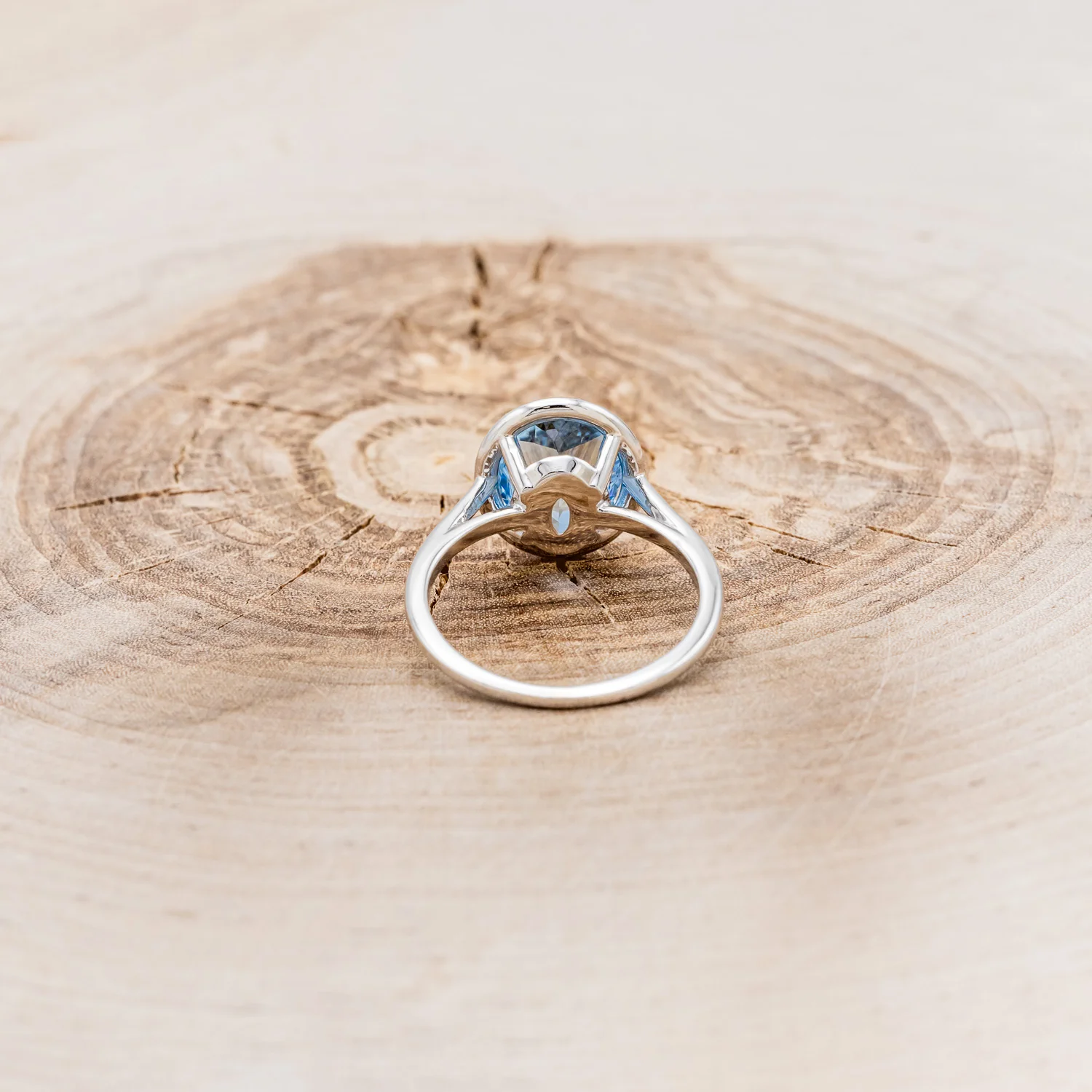 "ELITE" - OVAL CUT AQUAMARINE ENGAGEMENT RING WITH DIAMOND HALO - Image 5