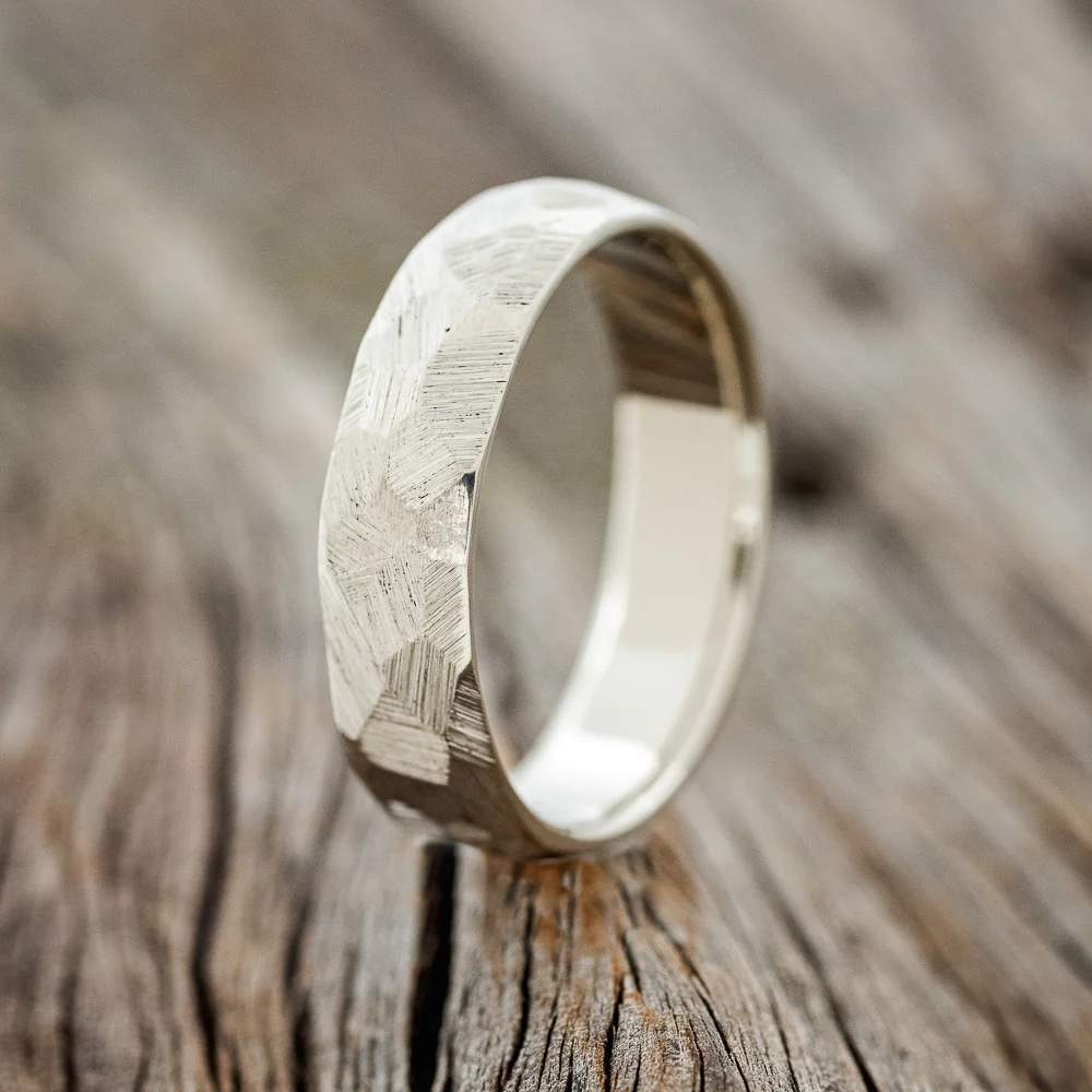FACETED BLACK ZIRCONIUM RING WITH A TEXTURED FINISH - Image 8