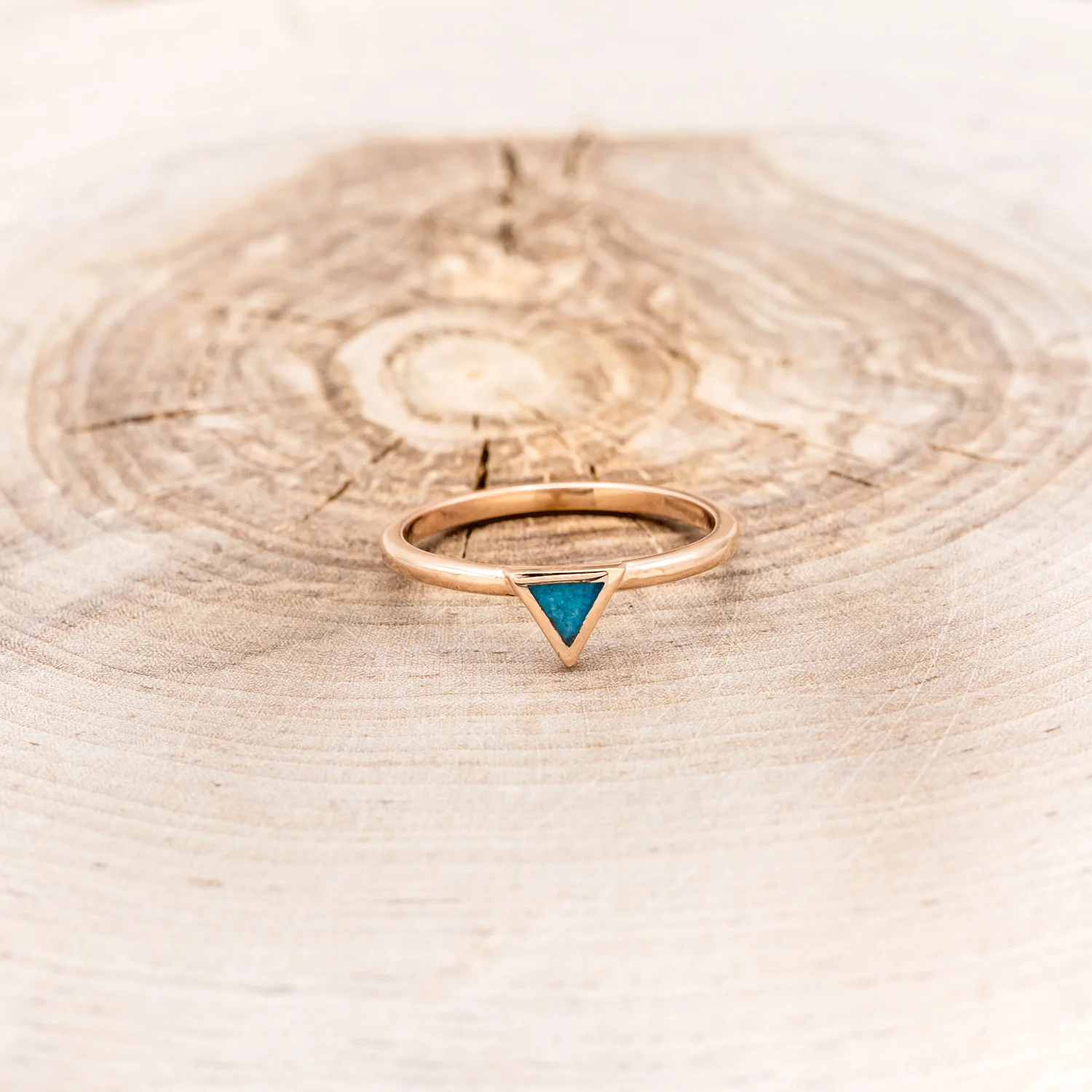 "MERA" - CRUSHED TURQUOISE ENGAGEMENT RING WITH A DIAMOND V-SHAPED TRACER - Image 12