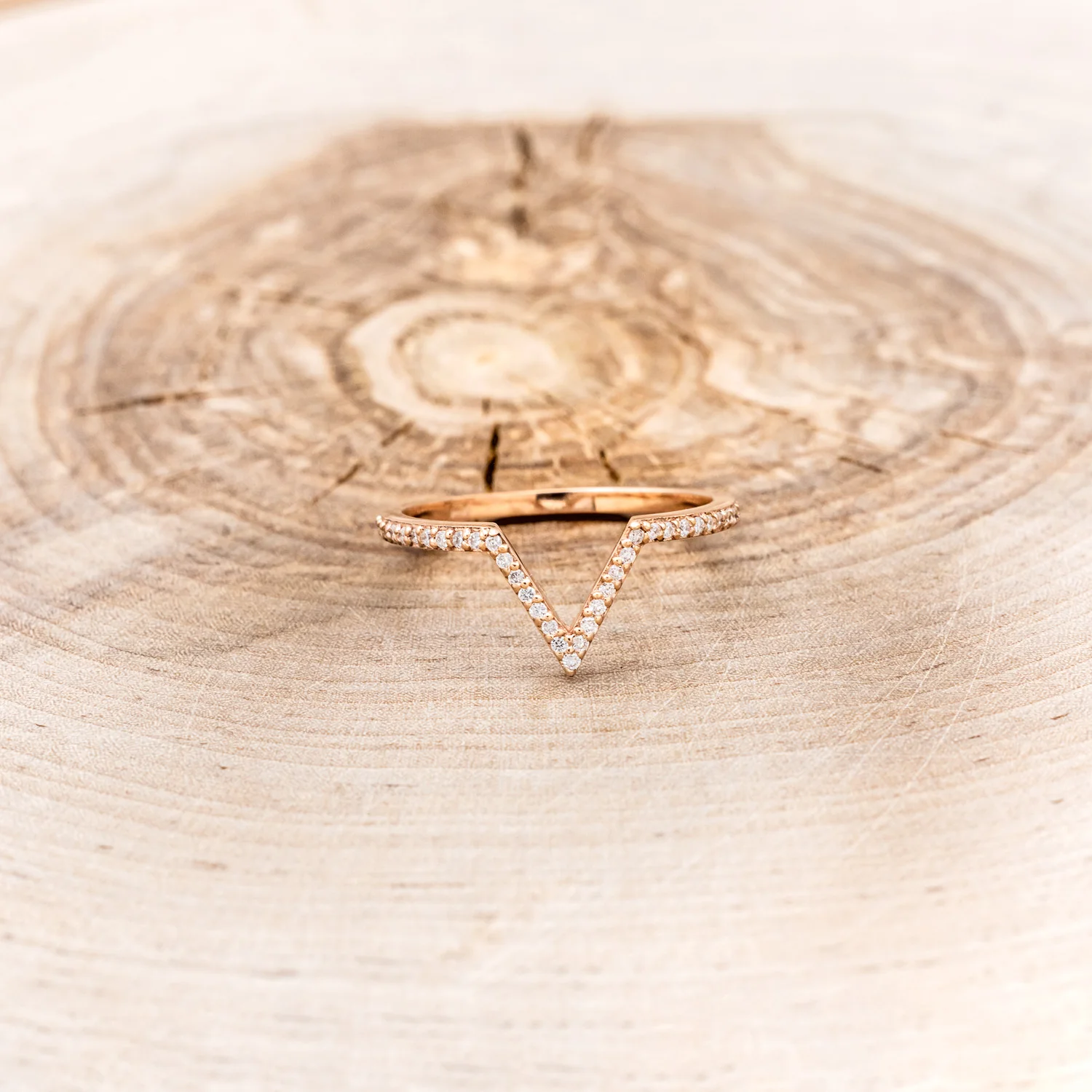 "MERA" - CRUSHED TURQUOISE ENGAGEMENT RING WITH A DIAMOND V-SHAPED TRACER - Image 14