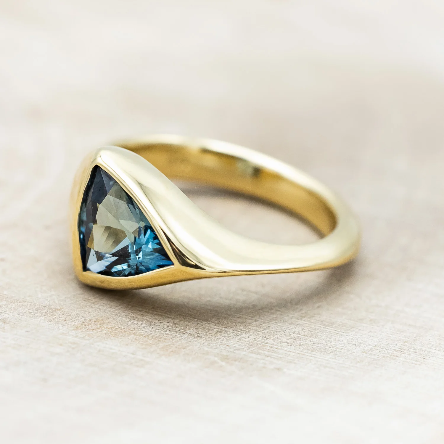 ONE-OF-A-KIND - "KATLAN" - HAND CARVED BEZEL SET TRILLION BLUE SAPPHIRE ENGAGEMENT RING - Image 5