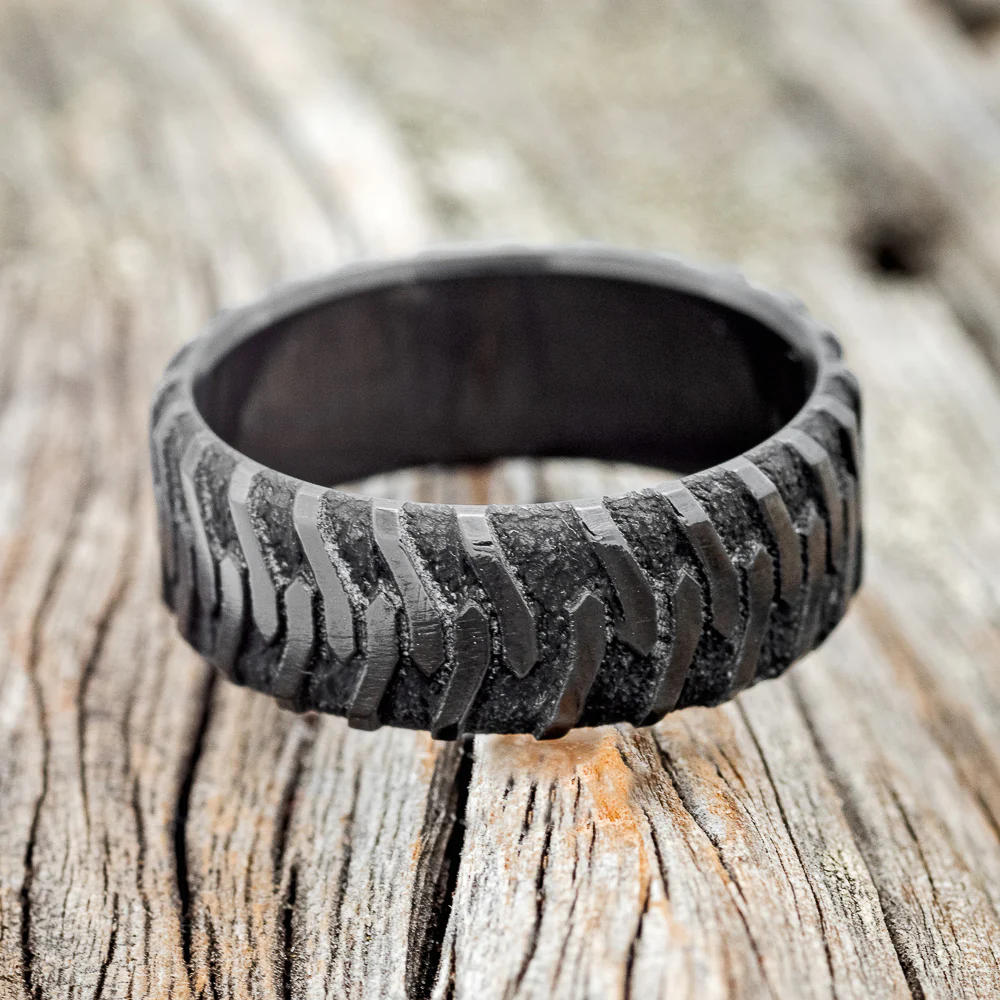 "PARCEL" - CUSTOM EMBOSSED TIRE TREAD WEDDING RING - Image 7
