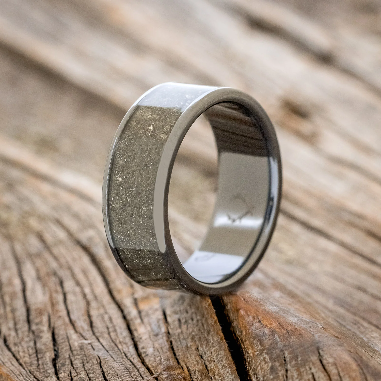 "RAINIER" - PYRITE WEDDING RING - Image 10