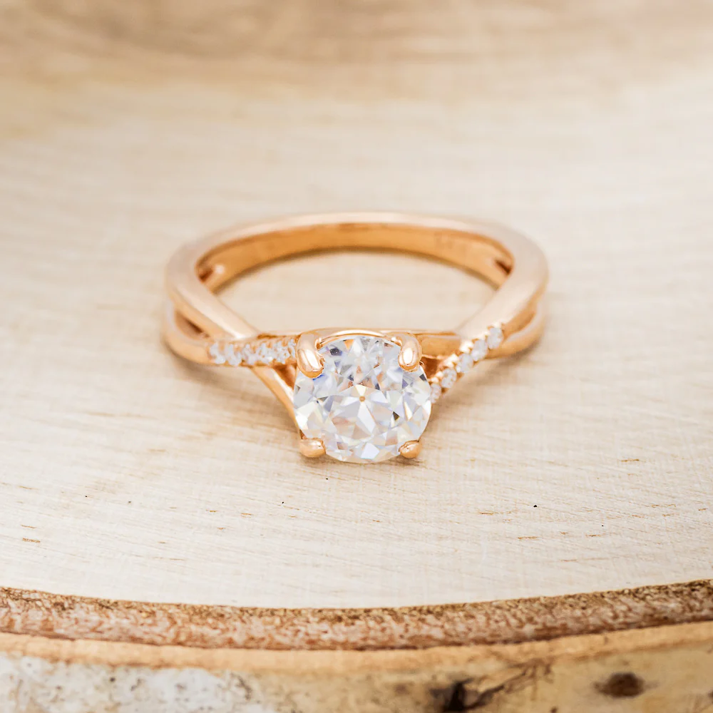 "ROSLYN" - ROUND CUT MOISSANITE ENGAGEMENT RING WITH DIAMOND ACCENTS - Image 4