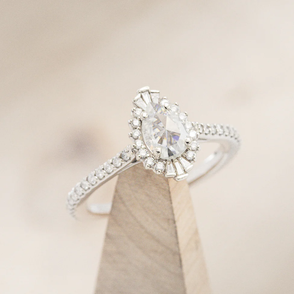 "THEIA" - PEAR CUT MOISSANITE ENGAGEMENT RING WITH DIAMOND TRACER - Image 8