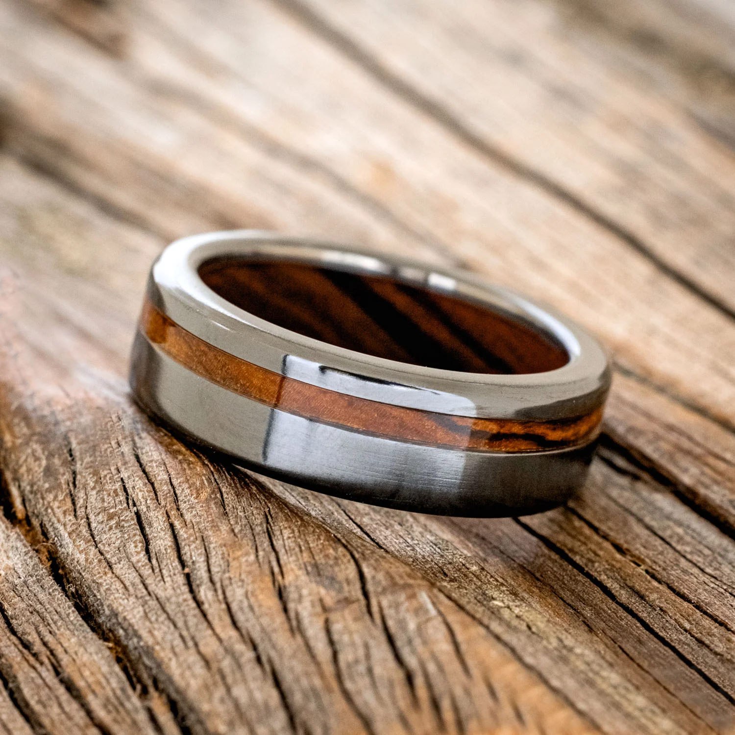"VERTIGO" - IRONWOOD LINING & INLAY WEDDING RING - Image 8