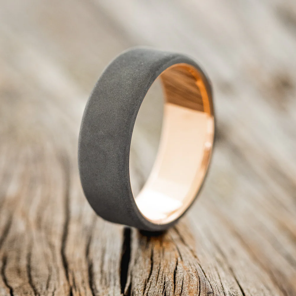 "VULCAN" - SANDBLASTED WEDDING RING WITH 14K GOLD LINING - Image 5