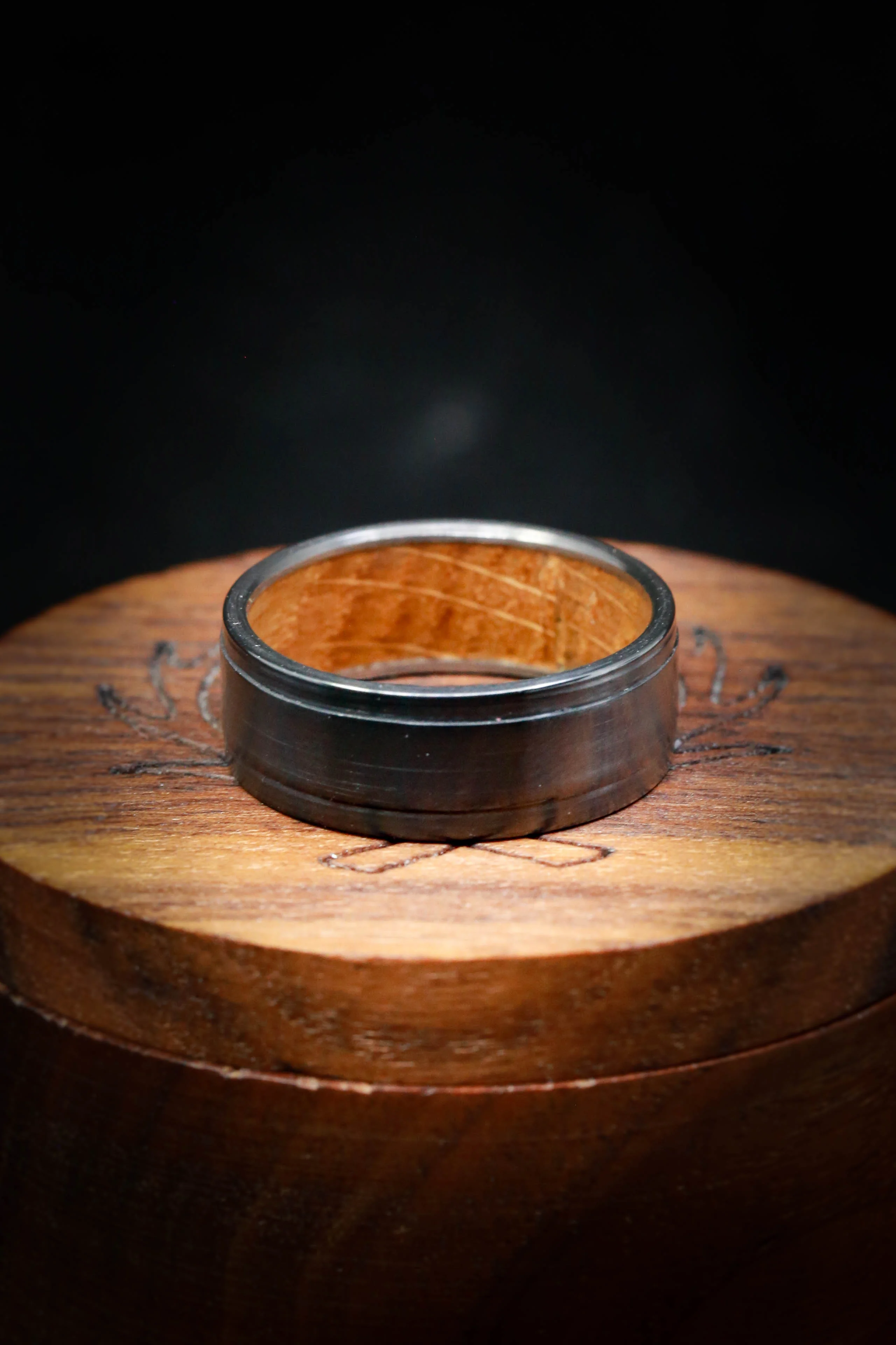 "SEDONA" - WHISKEY BARREL LINED WEDDING RING WITH A BRUSHED FINISH - Image 8